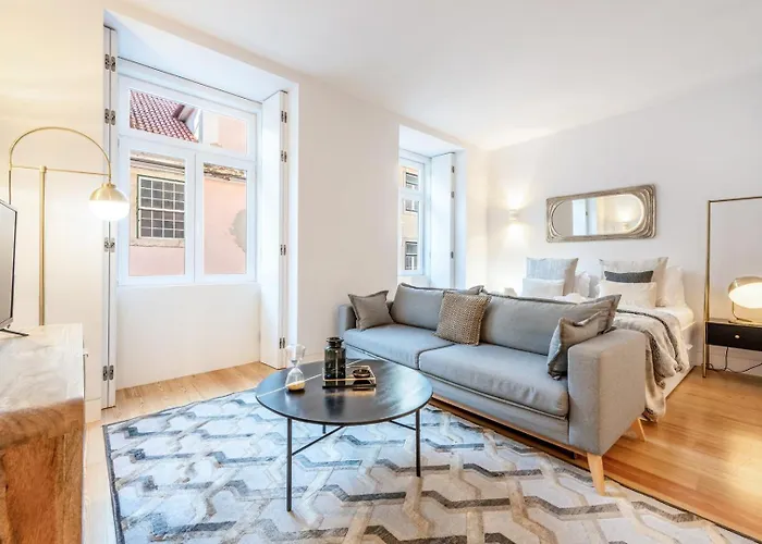 Guestready - Baixa Collection Building *